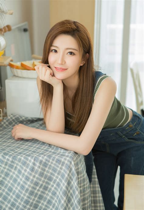 京多安社媒晒与加拉塔萨雷签约照片，税后年薪450万欧